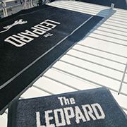 Tapis commercial avec logo pour bateaux